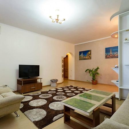 Nadezhda Apartments In Samal アルマトイ エクステリア 写真