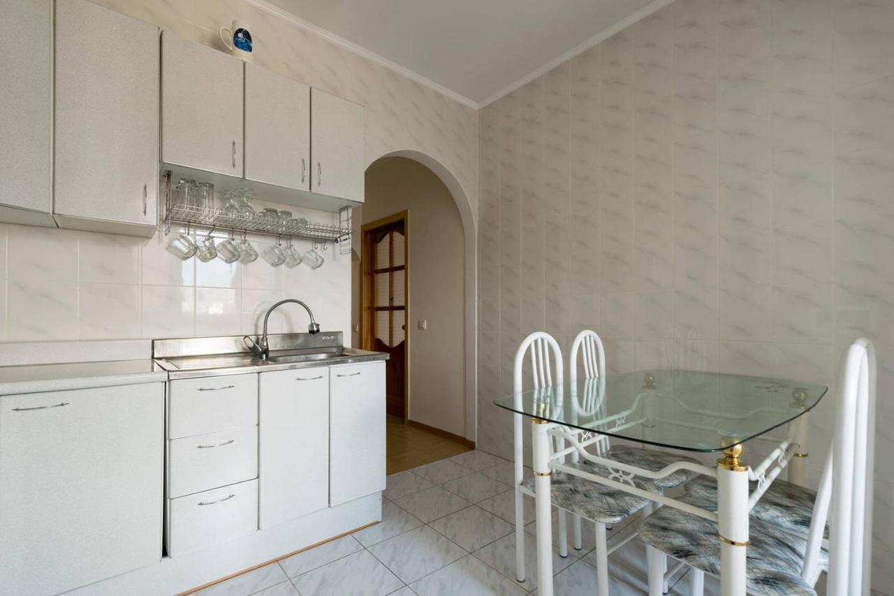Nadezhda Apartments In Samal アルマトイ エクステリア 写真
