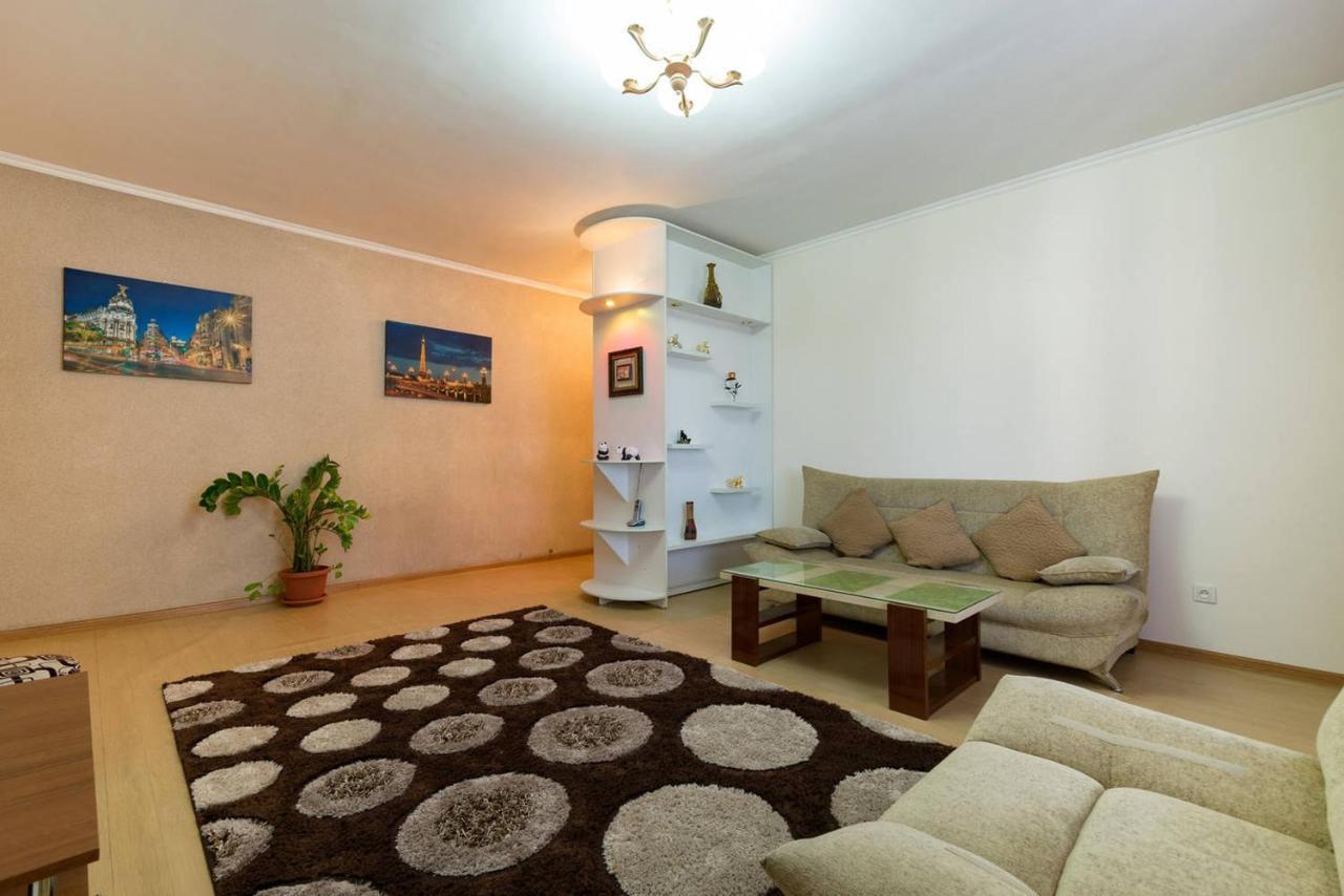Nadezhda Apartments In Samal アルマトイ エクステリア 写真